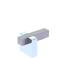 Buton din zamac Marellis Berno, satin nichel, capete crom